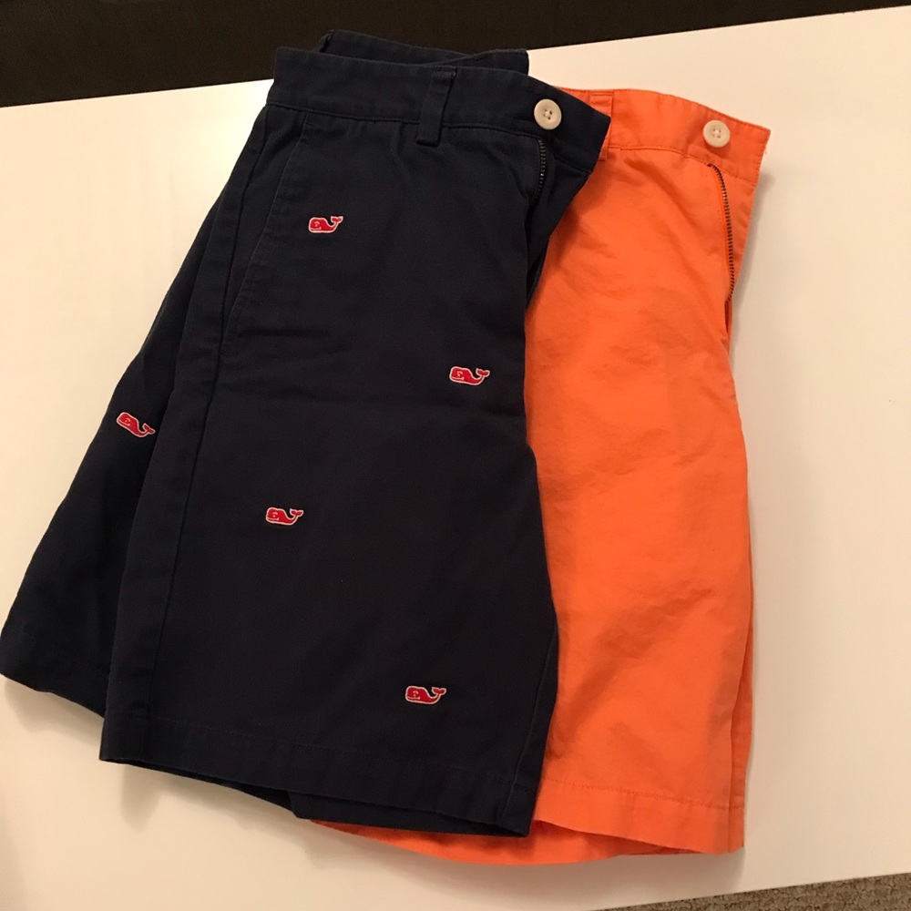 Men’s Vineyard Vine shorts.
